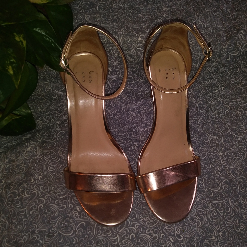 Like New❗ A New Day Rose Gold heels Sz.9w